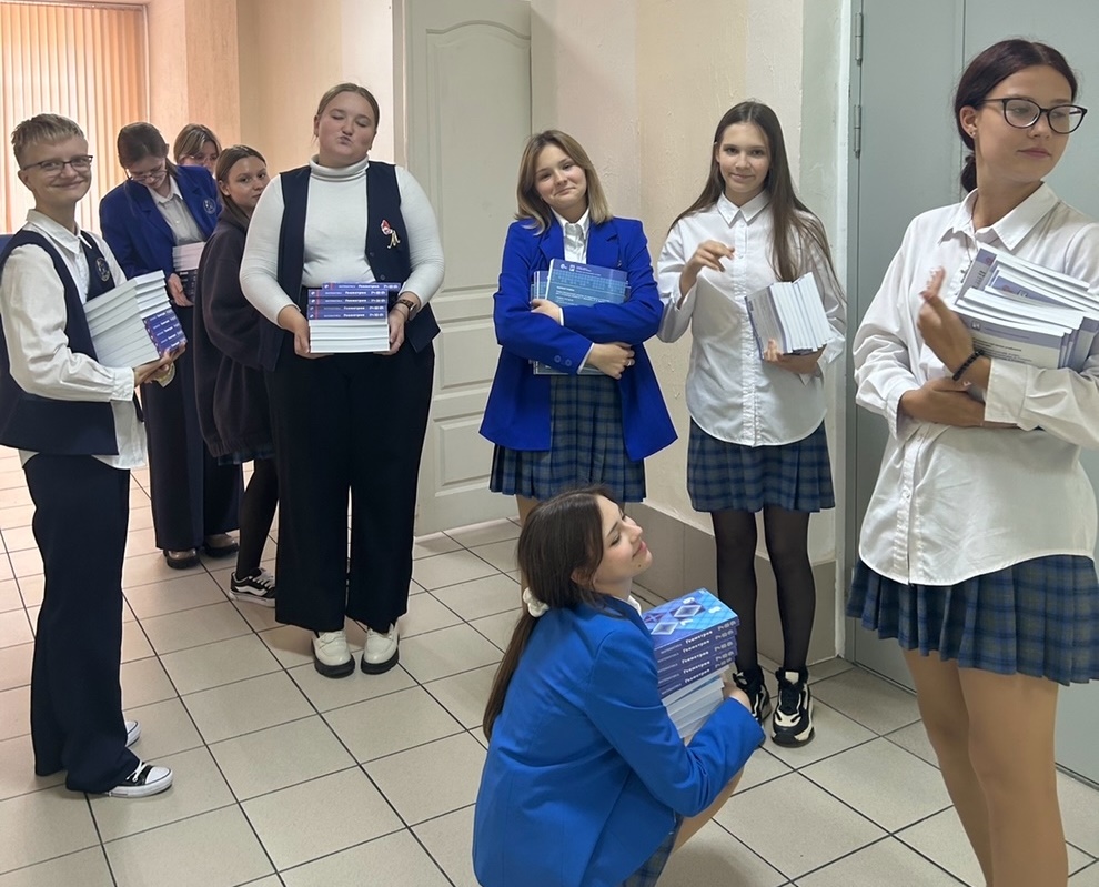 Помощь не бывает лишней.